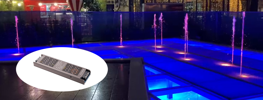 what is the span life of underwater lights6
